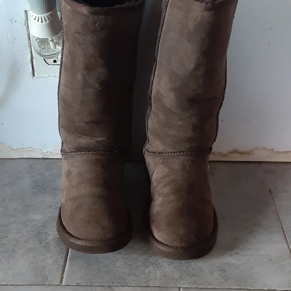 UGG boots size 6 women - Picture 4 of 5